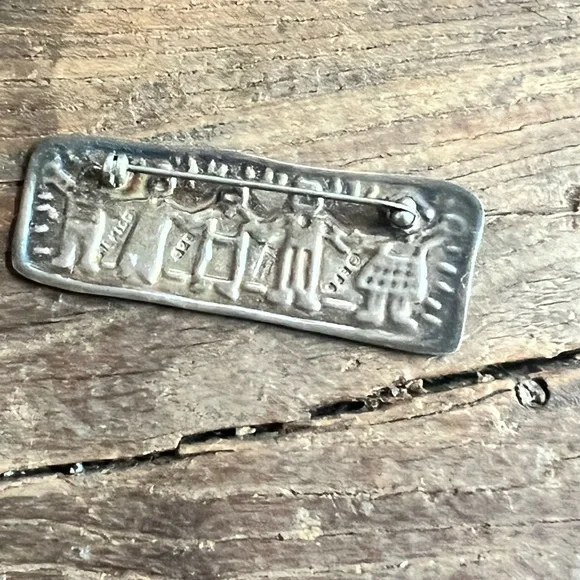 ESTATE STERLING SILVER SAVE CHILDREN MEXICO PIN BROOCH - Picture 3 of 4